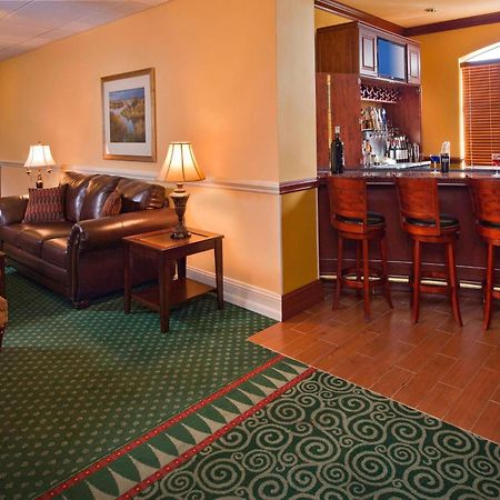 Courtyard Long Island Macarthur Airport Ронконкома Екстериор снимка